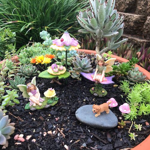 DIY Miniature Fairy Garden Ideas 30