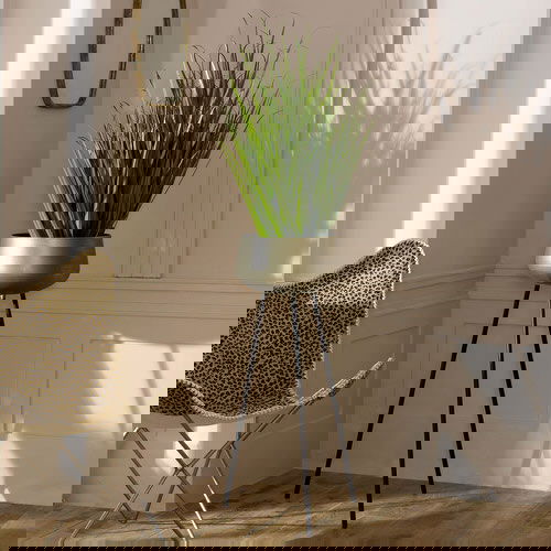 Plant Stand Design Ideas for Indoor Houseplants 20