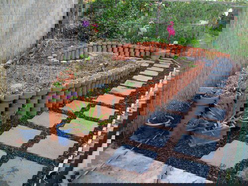 DIY Lawn and Garden Edging Ideas 4