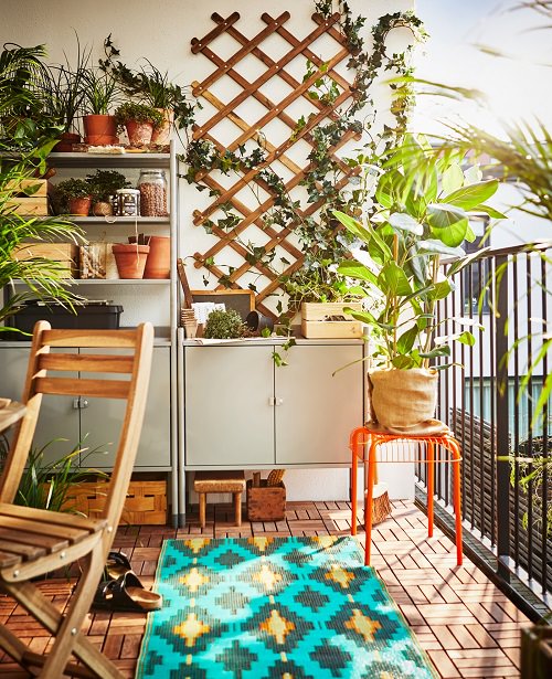 Scandinavian Balcony Garden Designs 3