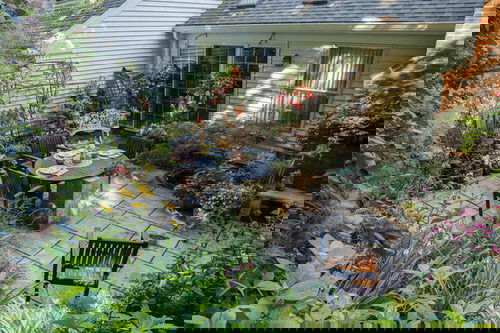 Tiny Patio Garden Ideas 5