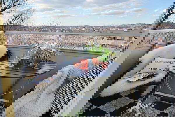 Small graceful chairs and table2