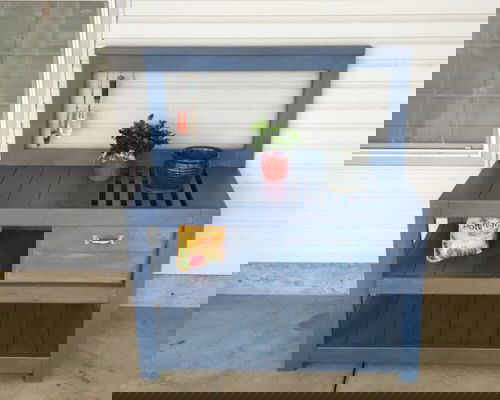 Helpful DIY Potting Bench Ideas 2