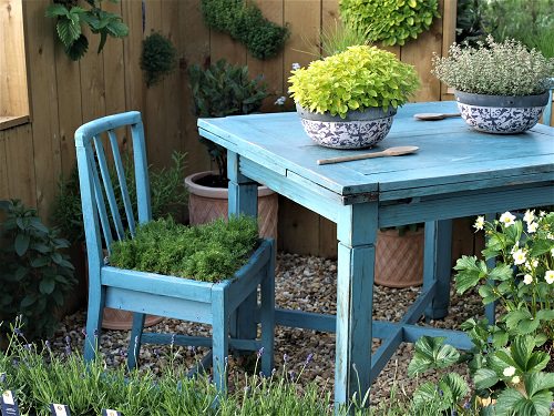 Furniture Garden Ideas 2
