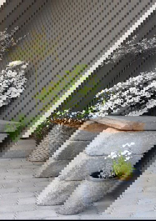 Vintage Garden Decor Ideas 5