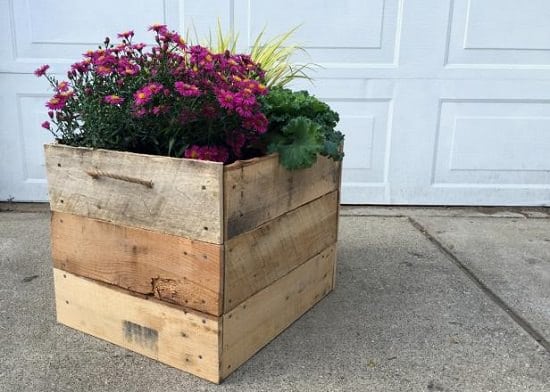 You won't ever believe these 40 Awesome DIY Pallet Projects for your Garden were possible if you don't see them!