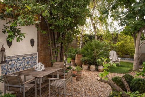 Beautiful Courtyard Garden Pictures 12