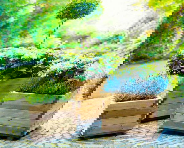 pallet flower planter