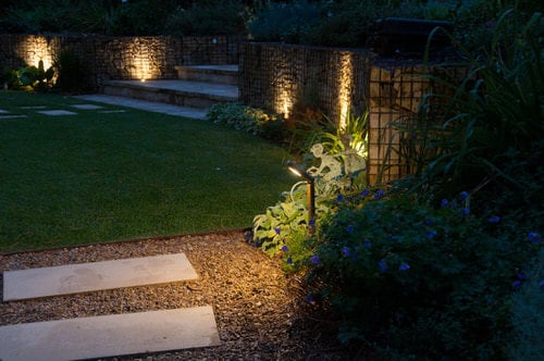 Creative Front Yard Landscaping Ideas 14