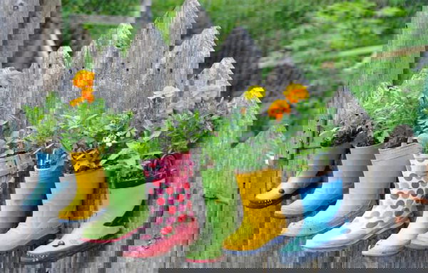 Garden Fence Ideas 8