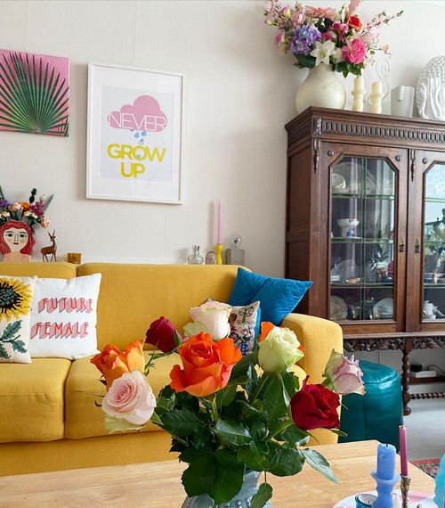 Colorful Indoor Space Ideas with Plants 9