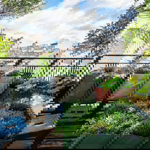 Scandinavian Balcony Garden Designs 5