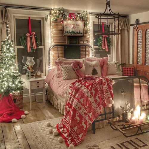 Christmas Decor Ideas with Plants 9